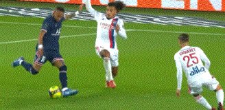 1632082393209053769.gif 820.gif